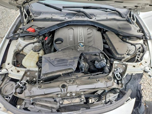 2014 BMW 3 SERIES — Engine bay