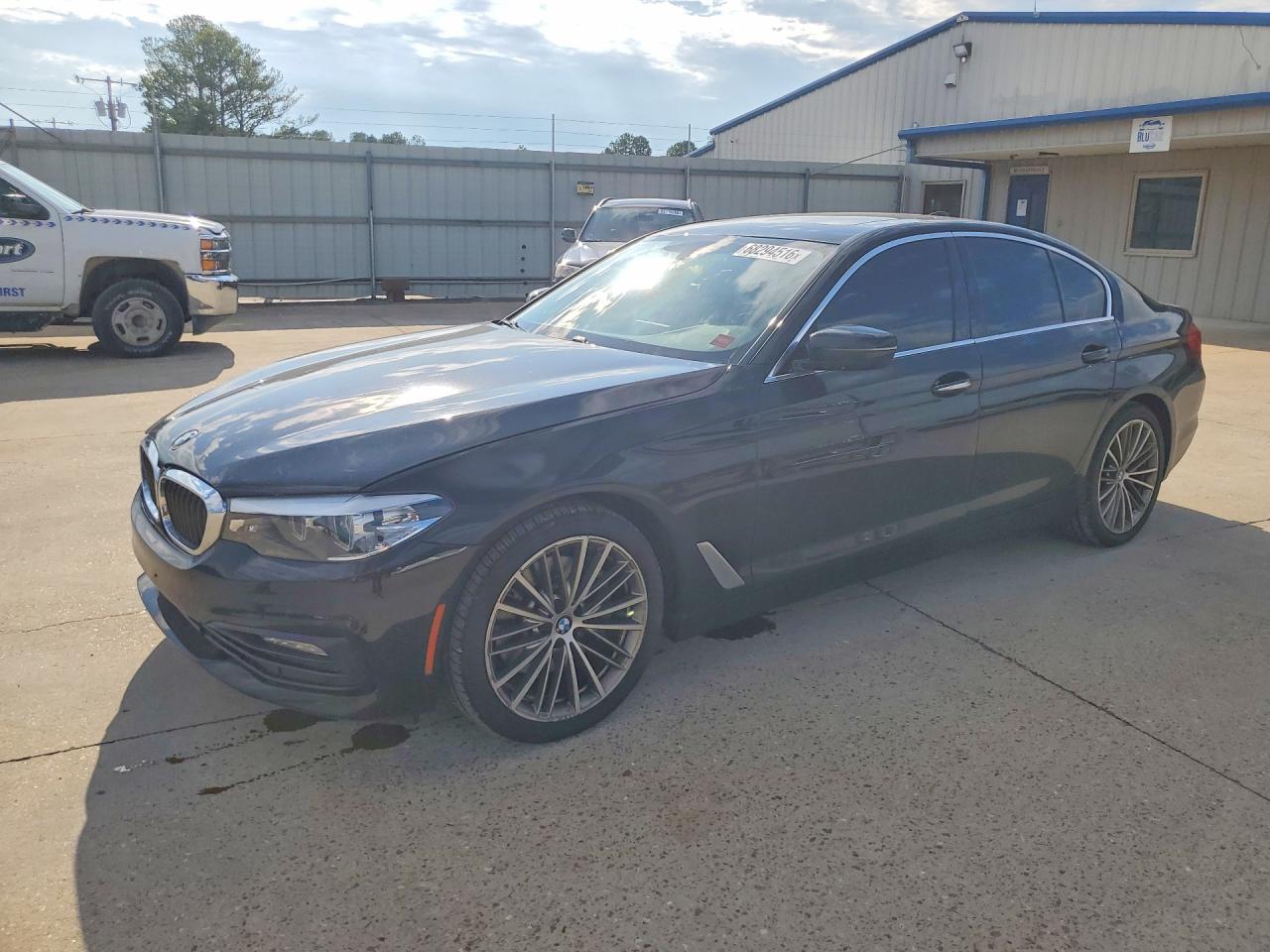 2018 BMW 530 — Front 3/4