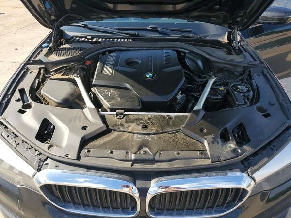 2018 BMW 530 — Engine bay