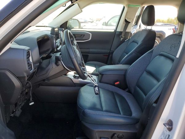 2024 FORD BRONCO Outer Banks — DENT