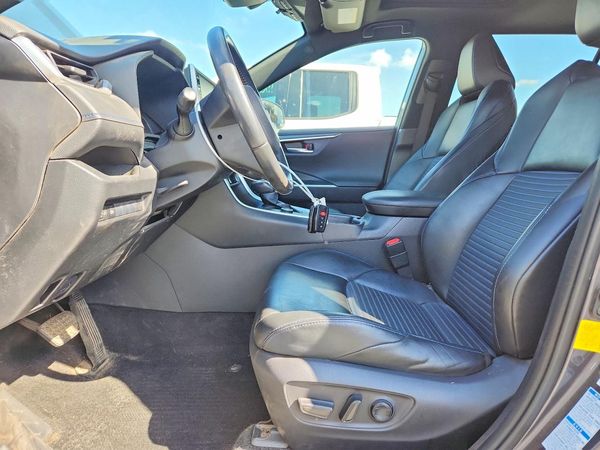 2019 TOYOTA RAV4 XSE HV 4WD