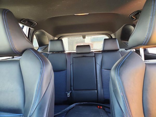 2019 TOYOTA RAV4 XSE HV 4WD