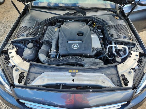 2017 MERCEDES-BENZ C-CLASS C300-4M — Engine bay
