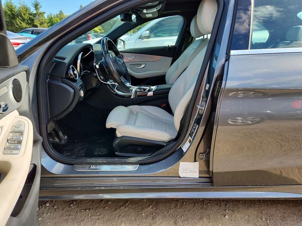 2017 MERCEDES-BENZ C-CLASS C300-4M — LOOS