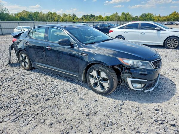 2013 KIA OPTIMA LX — Passenger 3/4