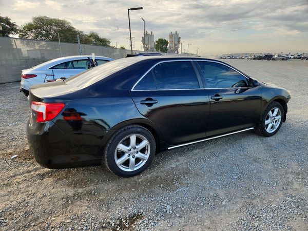 2013 TOYOTA CAMRY