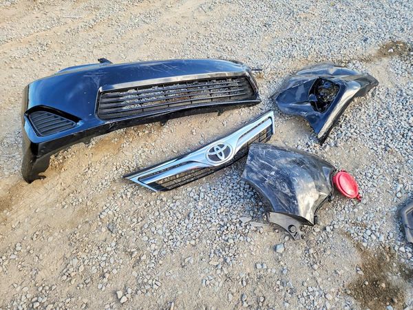 2013 TOYOTA CAMRY