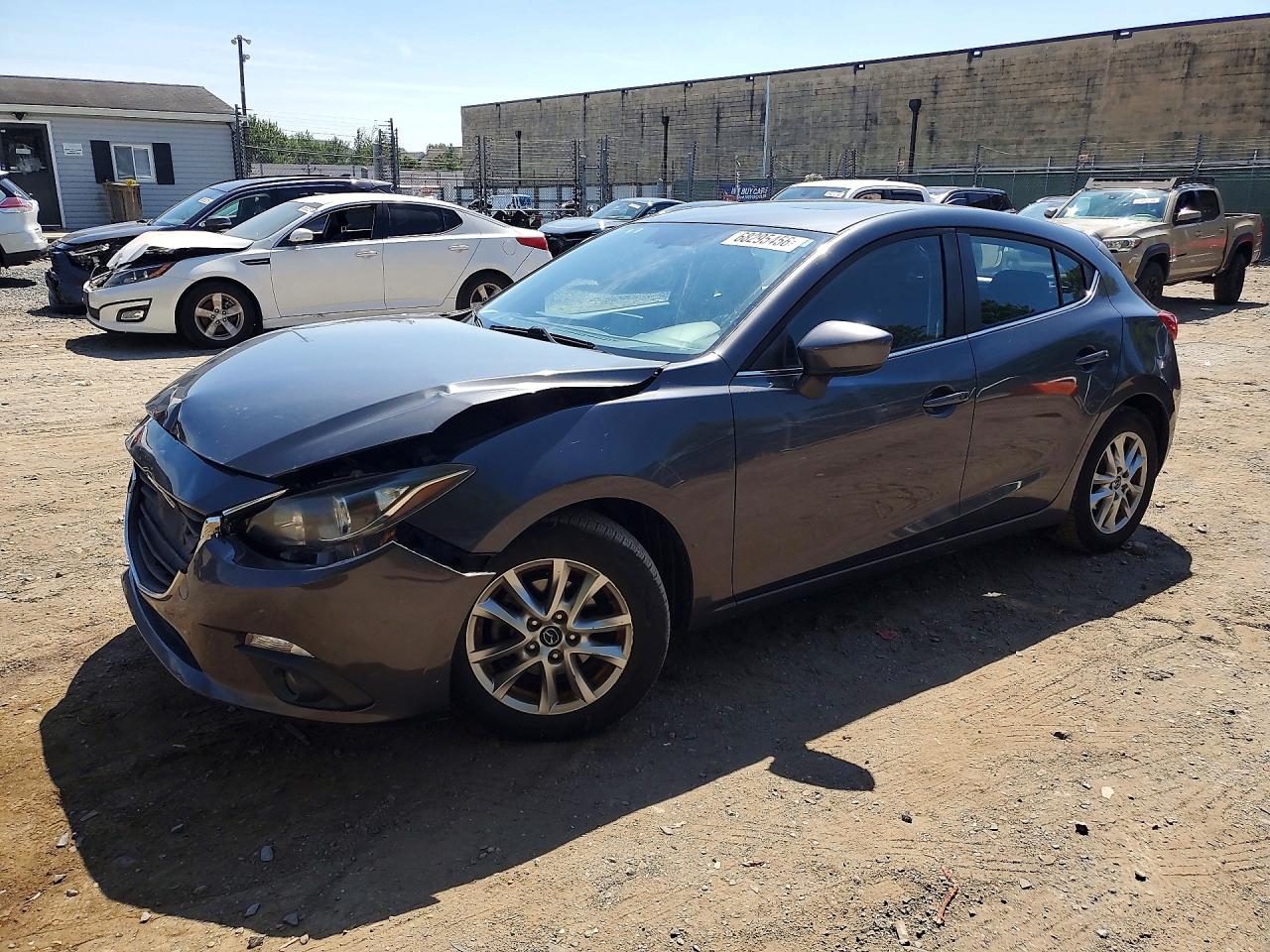2016 MAZDA 3