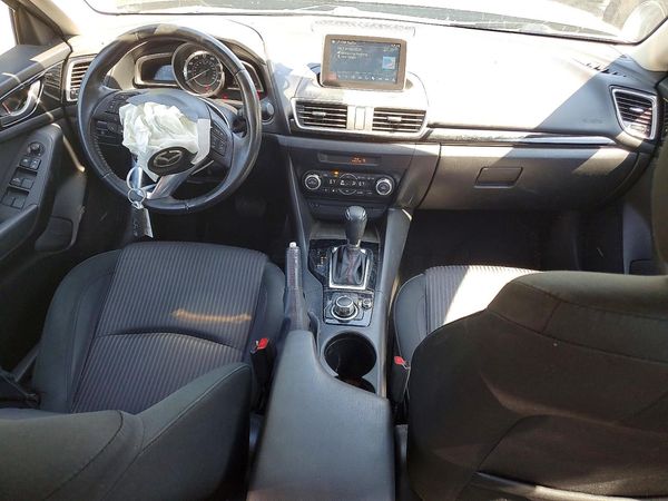 2016 MAZDA 3