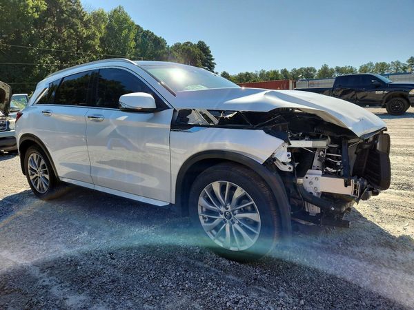 2023 INFINITI QX50 — Passenger 3/4
