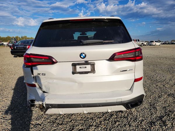 2022 BMW X5