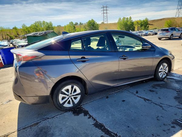 2017 TOYOTA PRIUS One/Two
