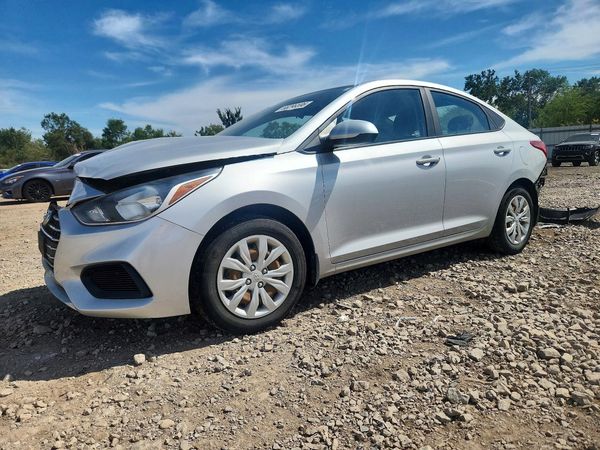 2020 HYUNDAI ACCENT SE and SEL