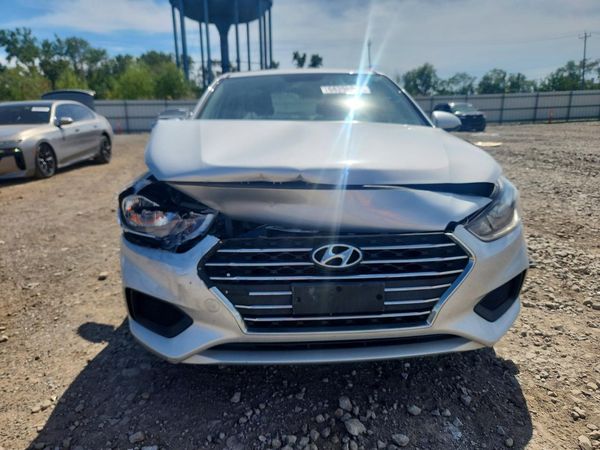 2020 HYUNDAI ACCENT SE and SEL