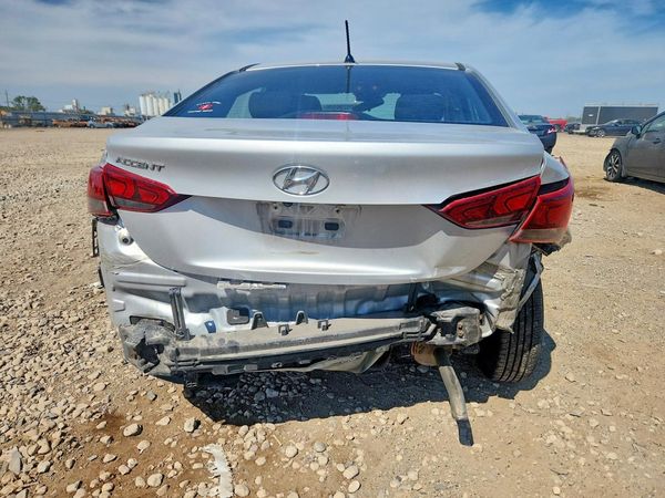 2020 HYUNDAI ACCENT SE and SEL