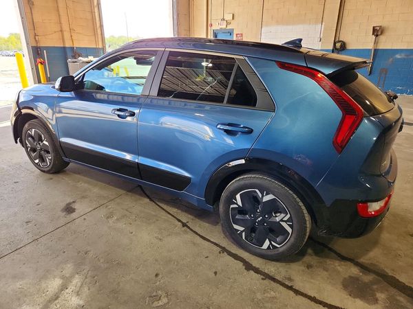 2024 KIA NIRO Wind