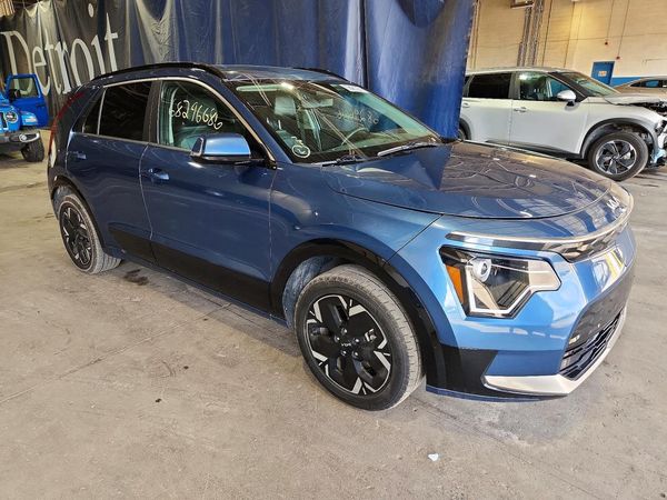 2024 KIA NIRO Wind