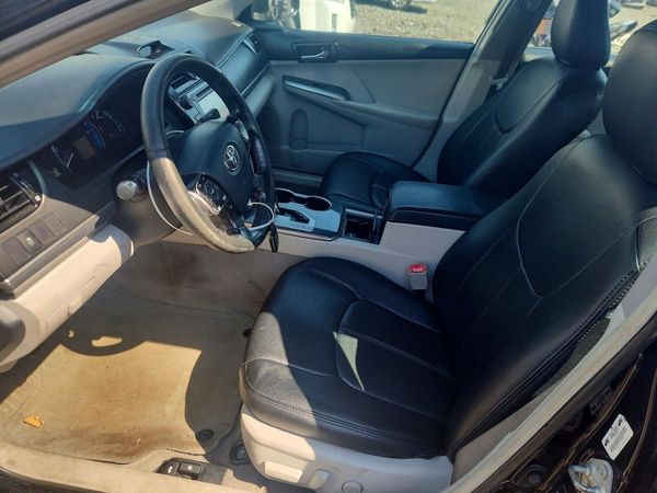 2014 TOYOTA CAMRY SOLA Hybrid