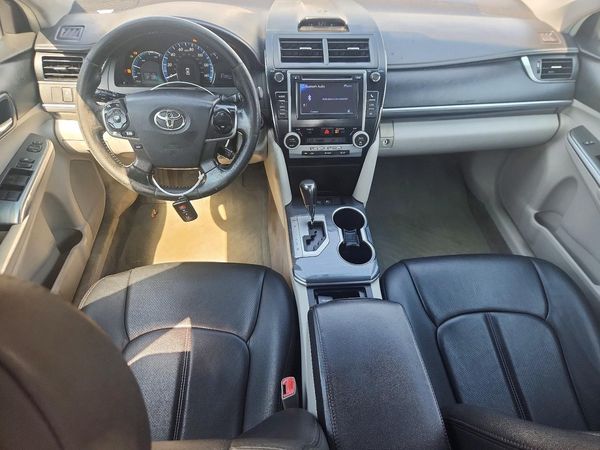 2014 TOYOTA CAMRY SOLA Hybrid