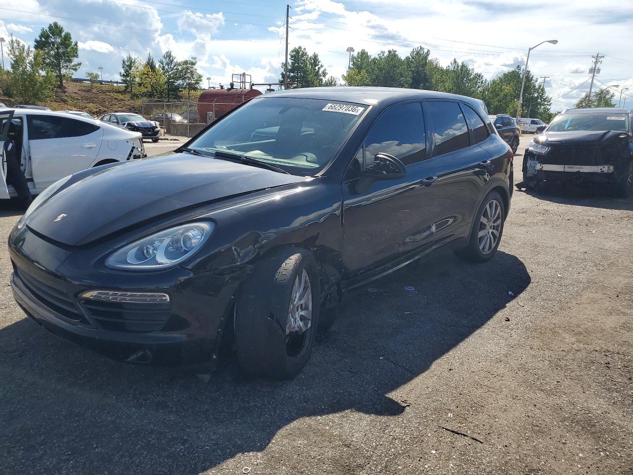 2014 PORSCHE CAYENNE