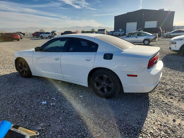 2014 DODGE CHARGER SE