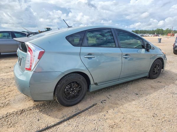 2014 TOYOTA PRIUS