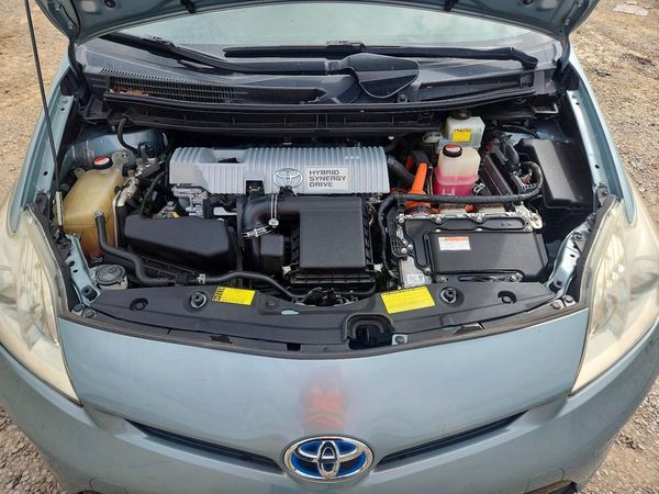 2014 TOYOTA PRIUS