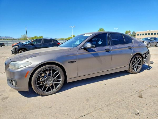 2016 BMW 5 SERIES xDrive — Front 3/4