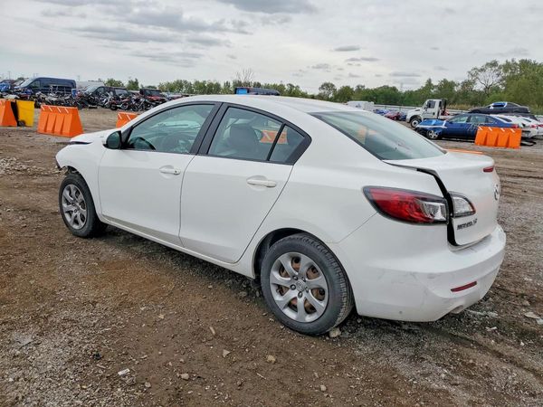 2013 MAZDA 3