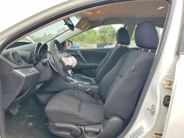 2013 MAZDA 3