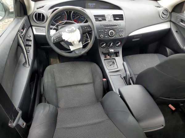 2013 MAZDA 3