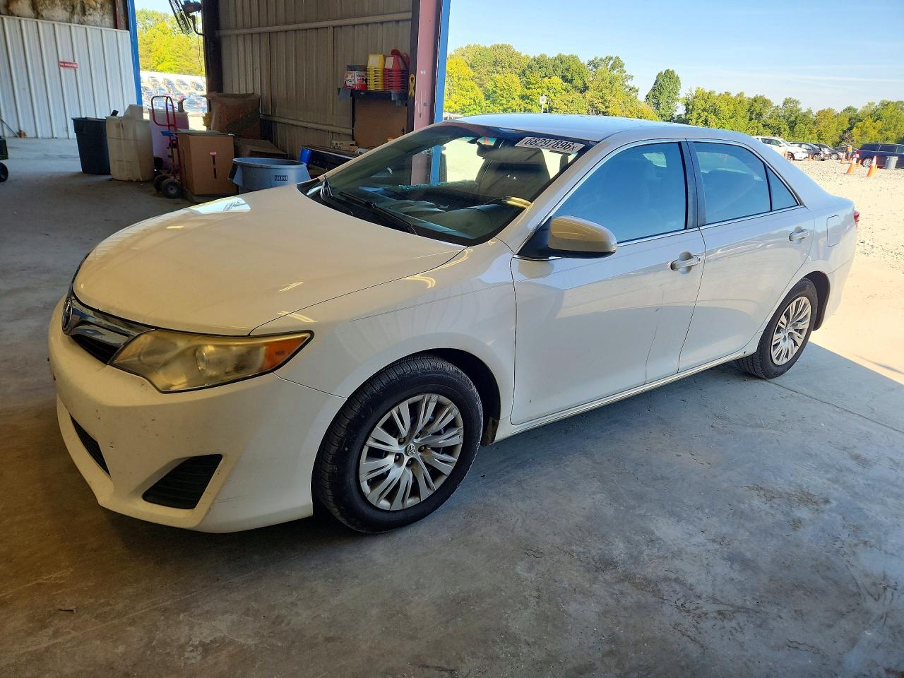 2014 TOYOTA CAMRY