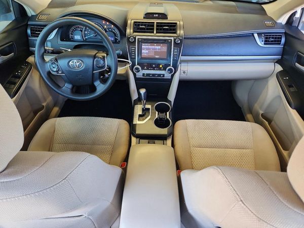 2014 TOYOTA CAMRY