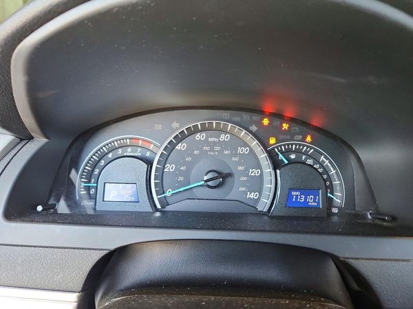 2014 TOYOTA CAMRY