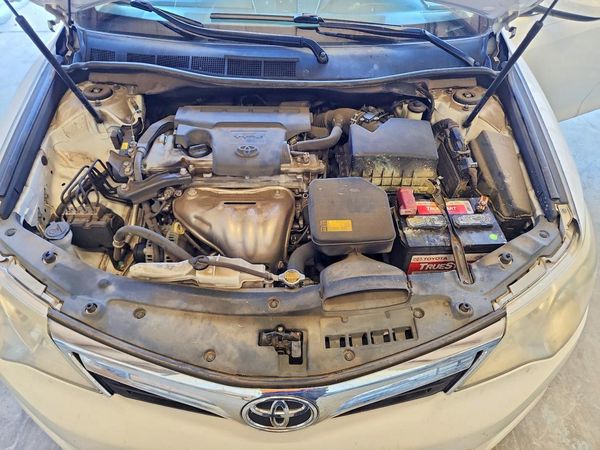 2014 TOYOTA CAMRY