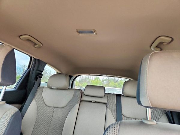 2019 HYUNDAI SANTA FE SE
