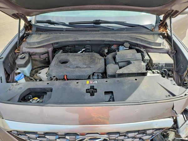 2019 HYUNDAI SANTA FE SE