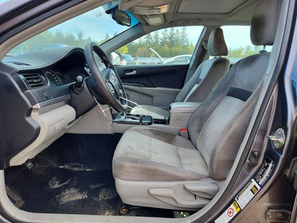 2014 TOYOTA CAMRY — DENT