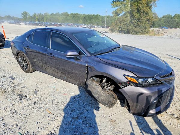 2023 TOYOTA CAMRY SE — Passenger 3/4