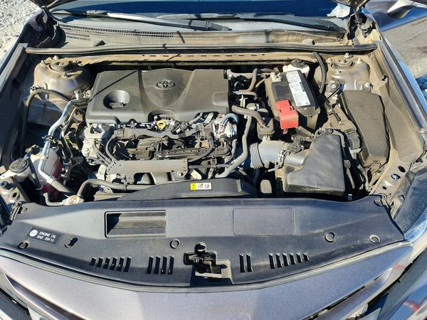 2023 TOYOTA CAMRY SE — Engine bay