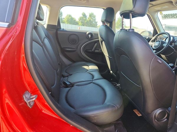 2014 MINI COOPER