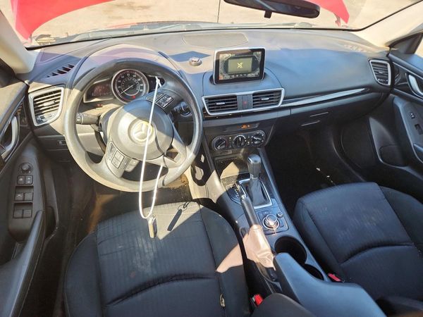 2016 MAZDA 3 SV/Base