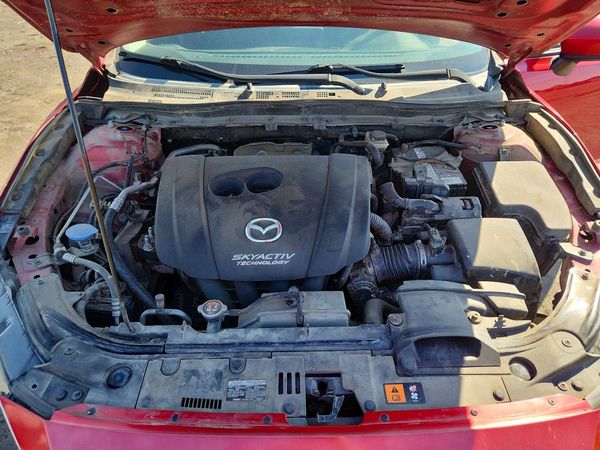 2016 MAZDA 3 SV/Base