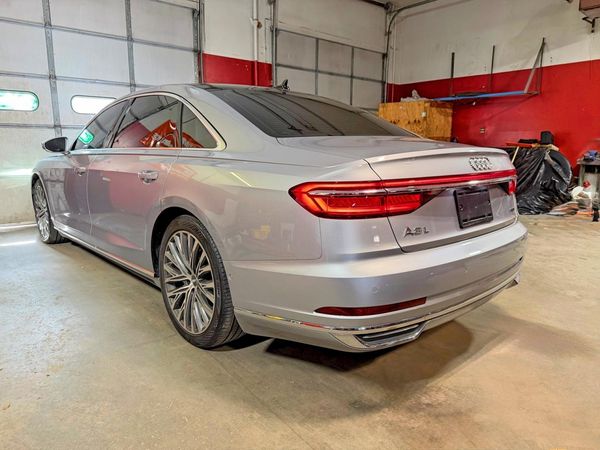 2019 AUDI A8 quattro L