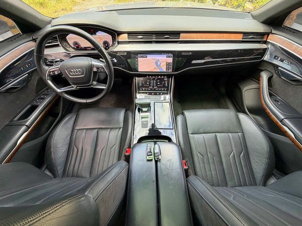 2019 AUDI A8 quattro L