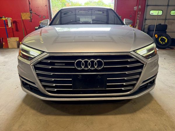 2019 AUDI A8 quattro L