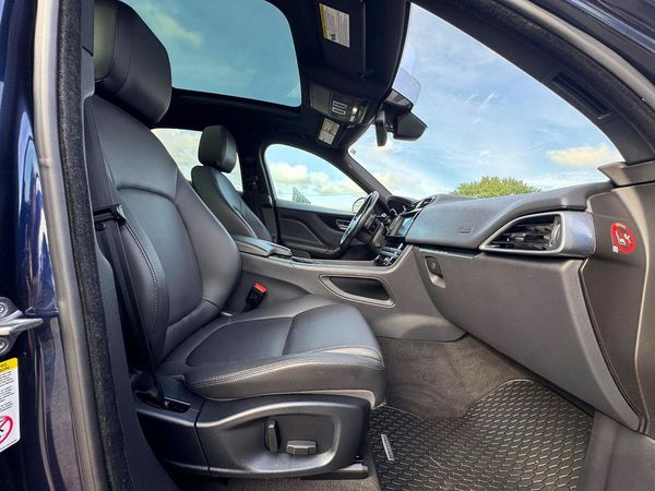2017 JAGUAR F-PACE Premium