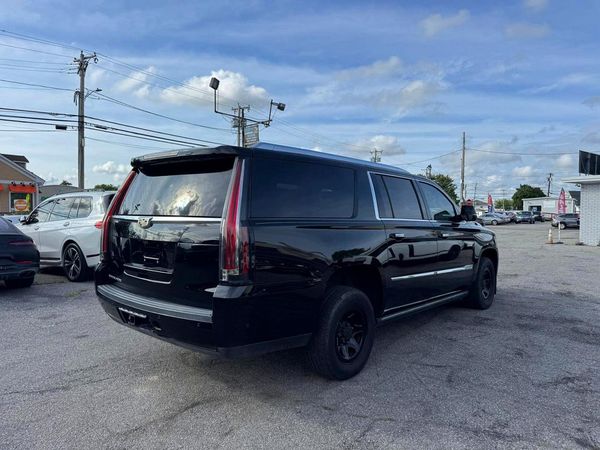 2018 CADILLAC ESCALADE ESV Platinum