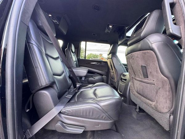 2018 CADILLAC ESCALADE ESV Platinum