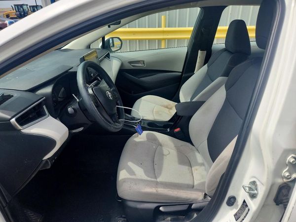 2021 TOYOTA COROLLA — DENT